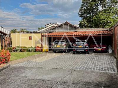Casa de 3 alcobas en venta en Ciudad Jardin, Cali, 470 m² · foto 5 de 18