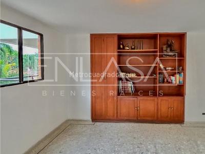Apartamento de 3 alcobas en venta en Santa Teresita, Cali, 181 m² · foto 13 de 16