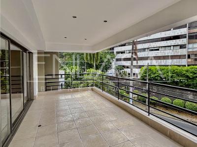 Apartamento de 3 alcobas en venta en Santa Teresita, Cali, 181 m² · foto 2 de 16