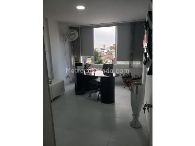 Apartamento de 4 alcobas en venta en Granada, Cali, 109 m² · foto 19 de 20