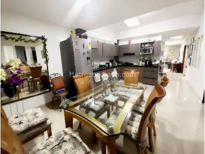 Casa de 3 alcobas en venta en El Prado, Palmira, 161 m² · foto 2 de 14