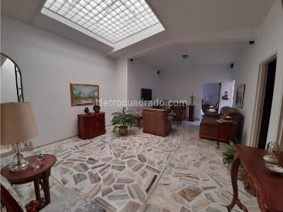 Casa de 5 alcobas en venta en Las Mercedes, Palmira, 350 m² · foto 4 de 20