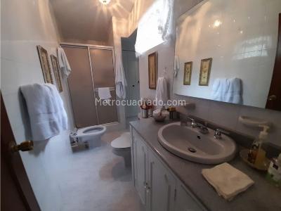 Casa de 5 alcobas en venta en Las Mercedes, Palmira, 350 m² · foto 10 de 20