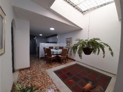 Casa de 5 alcobas en venta en Las Mercedes, Palmira, 350 m² · foto 18 de 20