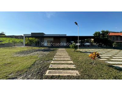 Casa de 4 alcobas en venta en Condominio Campestre La Acuarela La Buitrera, Palmira, 1850 m² · foto 2 de 20