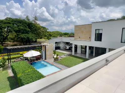 Casa de 5 alcobas en venta en Rozo Palmira Valle Del Cauca Colombia, Palmira, 1873 m² · foto 3 de 20