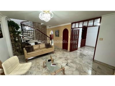 Casa de 5 alcobas en venta en Las Flores, Palmira, 300 m² · foto 2 de 20