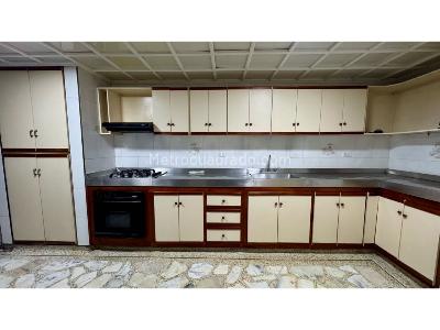 Casa de 5 alcobas en venta en Las Flores, Palmira, 300 m² · foto 6 de 20