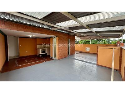 Casa de 5 alcobas en venta en Las Flores, Palmira, 300 m² · foto 19 de 20