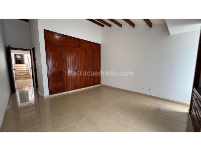 Casa de 4 alcobas en venta en Las Flores, Palmira, 178 m² · foto 13 de 18