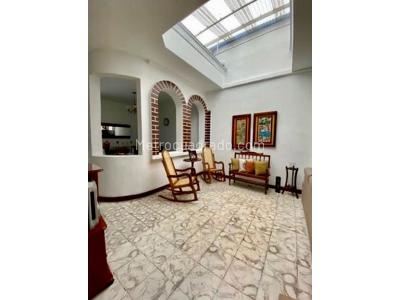 Casa de 4 alcobas en venta en Santa Rita, Palmira, 176 m² · foto 2 de 15