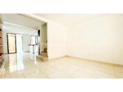 Casa de 3 alcobas en venta en Portales De Niza, Palmira, 196 m² · foto 3 de 16