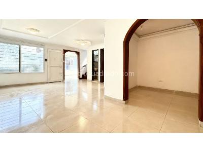Casa de 5 alcobas en venta en Las Flores, Palmira, 310 m² · foto 5 de 20