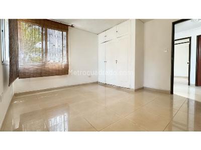Casa de 5 alcobas en venta en Las Flores, Palmira, 310 m² · foto 13 de 20