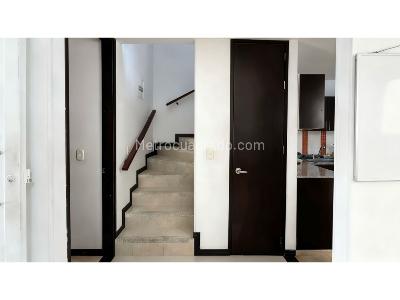 Casa de 3 alcobas en venta en Barrio Plaza Campestre, Palmira, 85 m² · foto 10 de 18