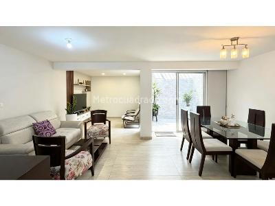Casa de 4 alcobas en venta en Barrio Bosque De Versalles, Palmira, 230 m² · foto 3 de 20