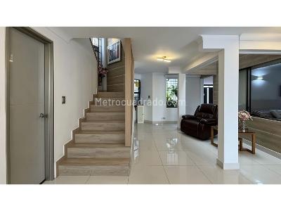Casa de 4 alcobas en venta en Las Mercedes, Palmira, 400 m² · foto 3 de 20