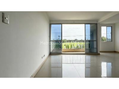 Apartamento de 2 alcobas en venta en Conjunto Residencial Rincon De Mirriñao Barrio Mirriñao, Palmira, 67 m² · foto 2 de 14