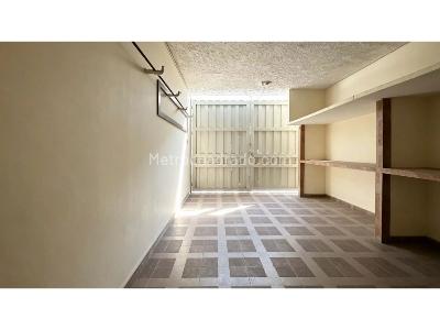 Casa de 5 alcobas en venta en Mirrinao, Palmira, 650 m² · foto 11 de 20