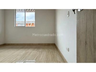 Casa de 3 alcobas en venta en Conjunto Rincon De Las Flores, Palmira, 95 m² · foto 13 de 18