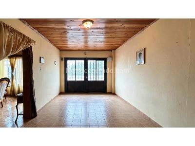 Casa de 3 alcobas en venta en El Prado, Palmira, 147 m² · foto 3 de 11