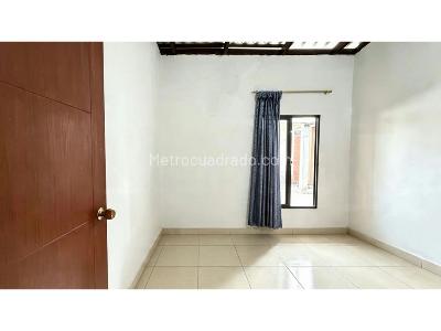 Casa de 4 alcobas en venta en El Bolo, Palmira, 507 m² · foto 12 de 13