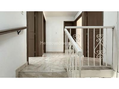 Casa de 4 alcobas en venta en Barrio Quintas De Las Americas, Palmira, 116 m² · foto 8 de 18