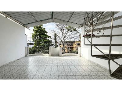 Casa de 5 alcobas en venta en Las Americas, Palmira, 260 m² · foto 14 de 18