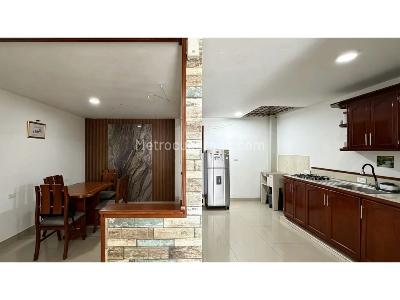 Casa de 3 alcobas en venta en Barrio Brisas Del Bosque, Palmira, 210 m² · foto 3 de 10