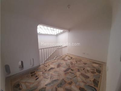 Casa de 5 alcobas en venta en El Prado, Palmira, 180 m² · foto 11 de 15