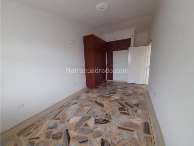 Casa de 5 alcobas en venta en El Prado, Palmira, 180 m² · foto 12 de 15