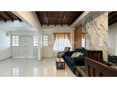 Casa de 4 alcobas en venta en Sesquicentenario, Palmira, 120 m² · foto 2 de 11