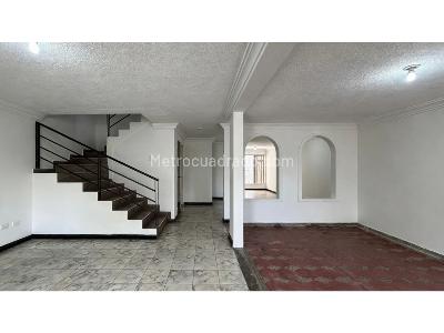 Casa de 5 alcobas en venta en Las Flores, Palmira, 260 m² · foto 2 de 14