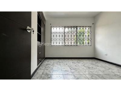 Casa de 5 alcobas en venta en Las Flores, Palmira, 260 m² · foto 8 de 14