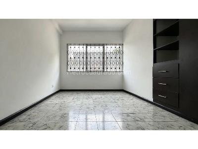 Casa de 5 alcobas en venta en Las Flores, Palmira, 260 m² · foto 12 de 14