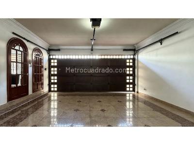 Casa de 4 alcobas en venta en Las Mercedes, Palmira, 340 m² · foto 5 de 16