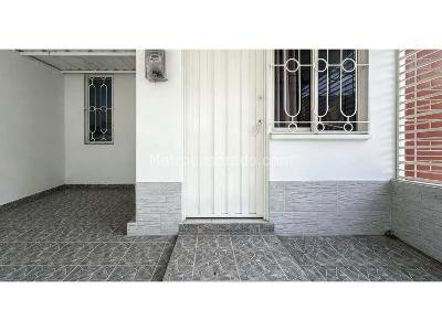 Casa de 3 alcobas en venta en Guayacanes Del Ingenio, Palmira, 130 m² · foto 2 de 15