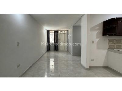 Casa de 3 alcobas en venta en Guayacanes Del Ingenio, Palmira, 130 m² · foto 4 de 15