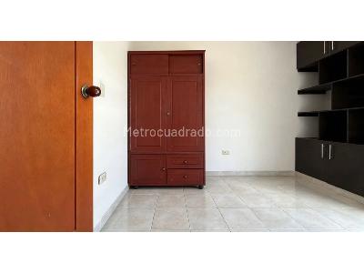 Casa de 3 alcobas en venta en Guayacanes Del Ingenio, Palmira, 130 m² · foto 12 de 15