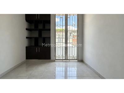 Casa de 3 alcobas en venta en Guayacanes Del Ingenio, Palmira, 130 m² · foto 13 de 15
