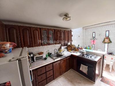 Casa de 4 alcobas en venta en Andes La Floresta, Bogotá, 220 m² · foto 10 de 20
