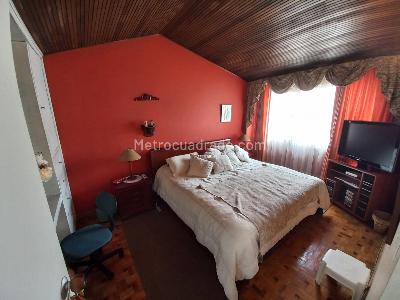 Casa de 4 alcobas en venta en Andes La Floresta, Bogotá, 220 m² · foto 13 de 20