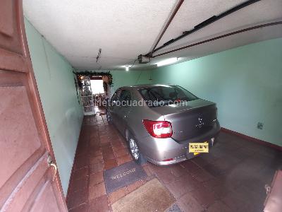 Casa de 4 alcobas en venta en Andes La Floresta, Bogotá, 220 m² · foto 19 de 20
