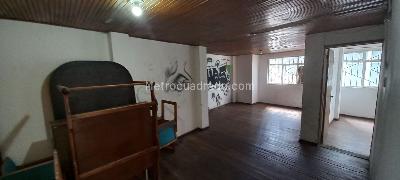 Casa de 5 alcobas en venta en Centro Las Nieves, Bogotá, 800 m² · foto 6 de 19