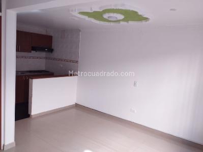Casa en venta en Cantalejo, Bogotá · foto 3 de 20