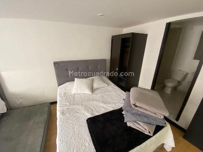 Casa de 5 alcobas en venta en La Estradita, Bogotá, 361 m² · foto 10 de 17