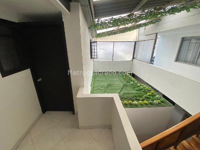 Casa de 5 alcobas en venta en La Estradita, Bogotá, 361 m² · foto 12 de 17