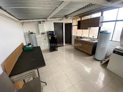 Casa de 5 alcobas en venta en La Estradita, Bogotá, 361 m² · foto 15 de 17
