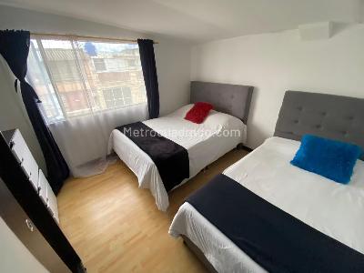 Casa de 5 alcobas en venta en La Estradita, Bogotá, 361 m² · foto 9 de 17