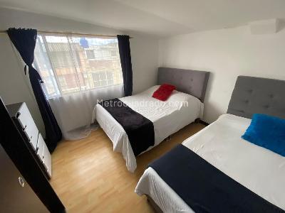 Casa de 5 alcobas en venta en La Estradita, Bogotá, 361 m² · foto 3 de 17